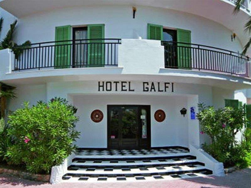 Azuline Hotel Galfi San Antonio  Bagian luar foto